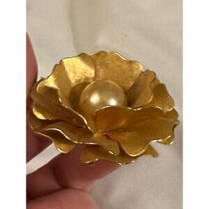 Vintage Gold Toned Flower Brooch with Faux Pearl, Carnation, Rose Design Large